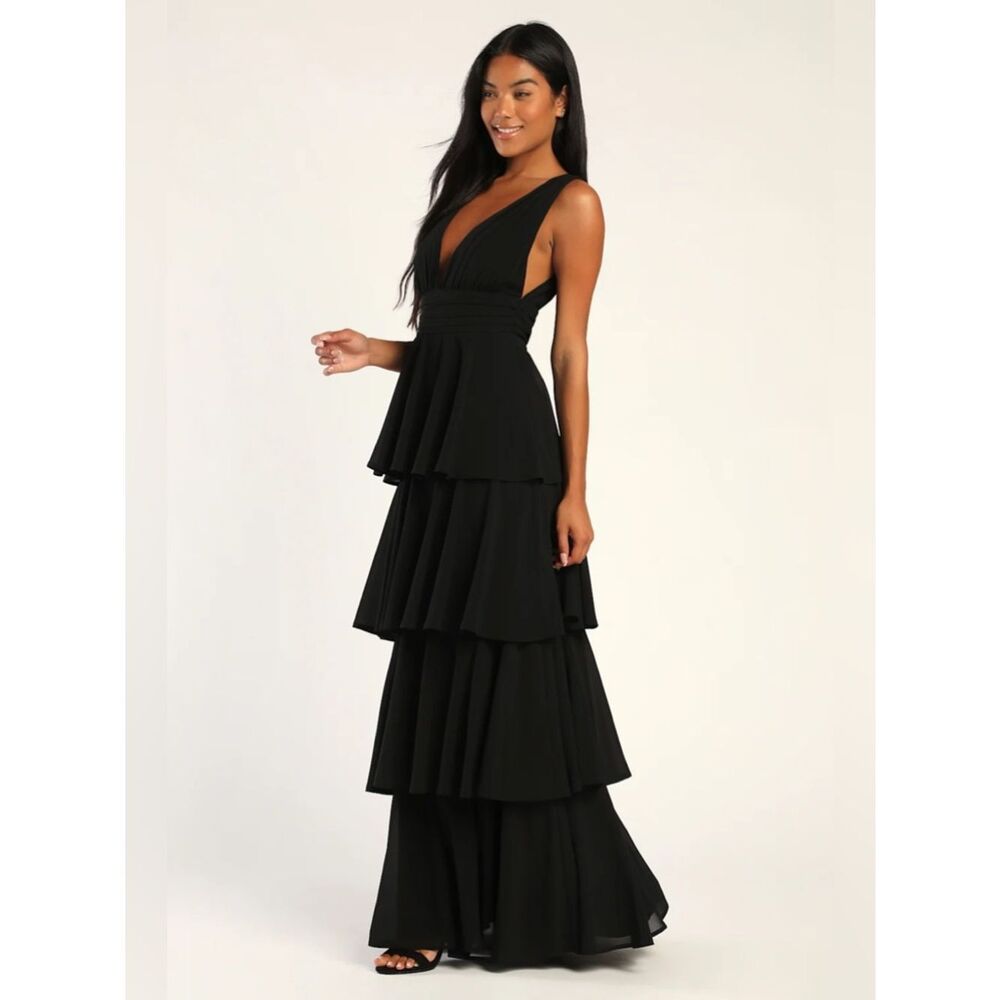 Lulus Amazing Evening Black Tiered Maxi Dress Size L NWT - Picture 4 of 13